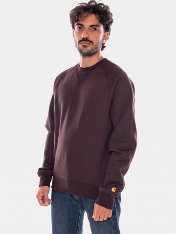 Carhartt WIP Sweatshirt 'CHASE SWEAT PALISANDER / GOLD' in Rood: voorkant
