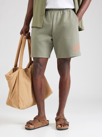 Loosefit Pantalon GAP en vert : devant