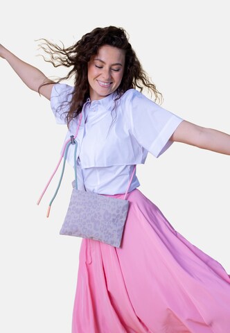 Fritzi aus Preußen Shoulder Bag in Beige: front