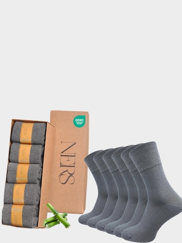 NERS Socken 'KAUMA'‌‌ in Grau: Vorderseite