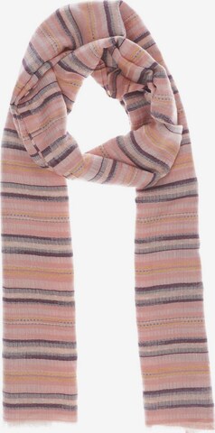 Closed Scarf & Wrap in One size in Pink: front