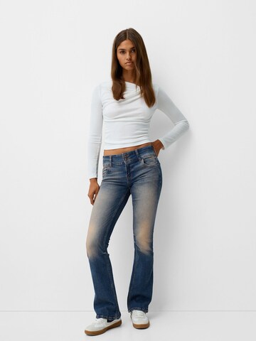 BershkaBootcut/trapezice Traperice - plava boja
