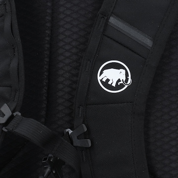 MAMMUT Sports backpack 'Nirvana 22' in Red