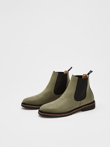 NINE TO FIVE - Botas chelsea 'Luka' em verde