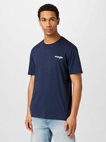 Tricou 'SIGN OFF TEE' de la WRANGLER pe albastru: față