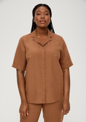 TRIANGLE Blouse in Bruin: voorkant