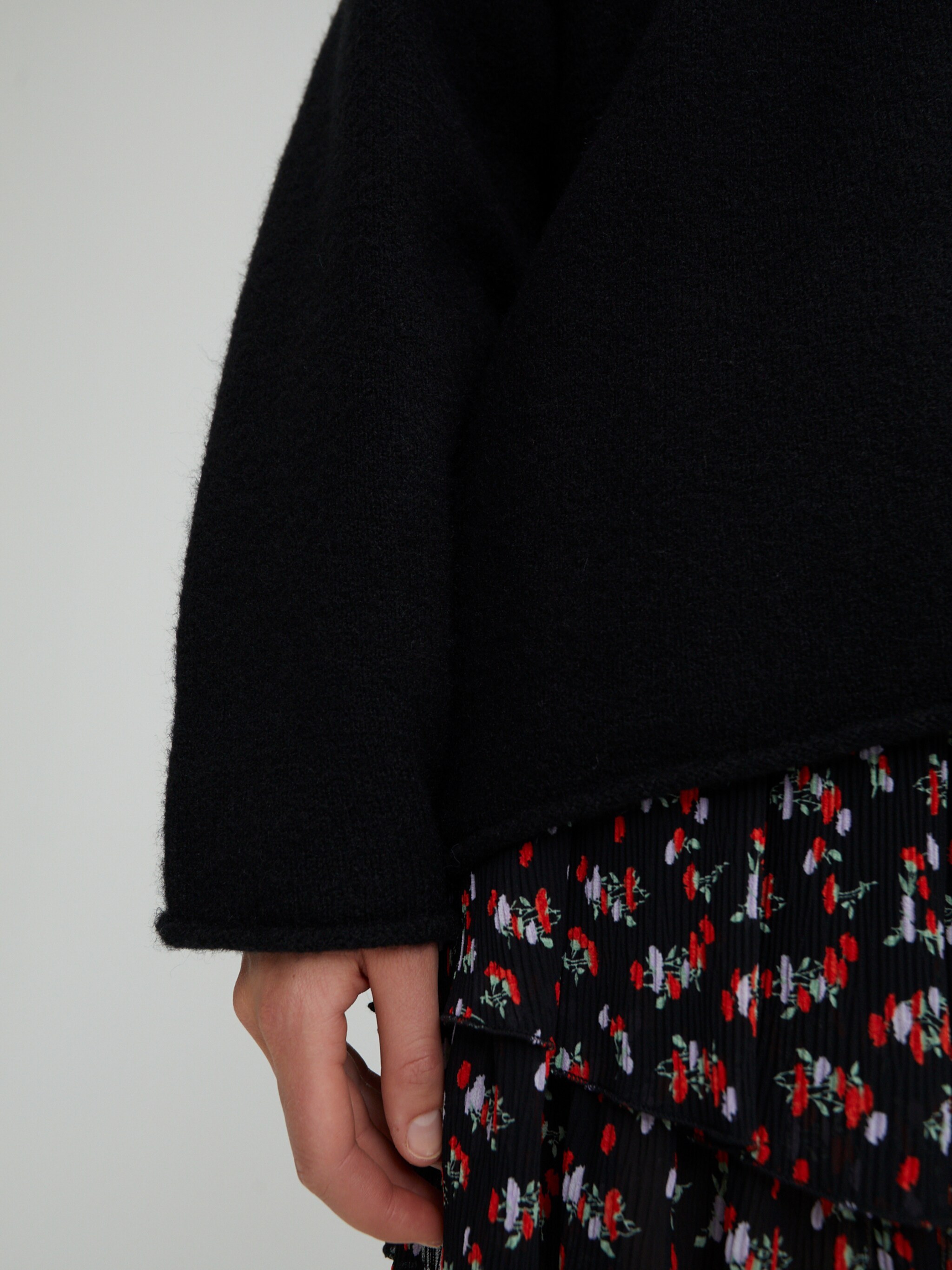 EDITED Produkte Pullover 'Aleena' schwarz