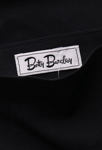 Betty Barclay Skirt in S in Black