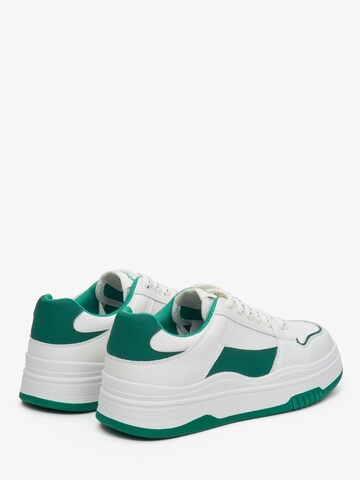 ES8 Sneaker low '23012' i hvid