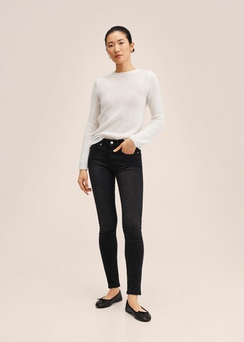 MANGO Skinny Džíny 'Push Up' – černá