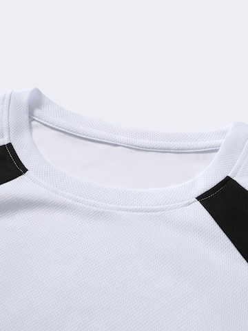 YOUTHUP Shirt 'Formgerecht' in White