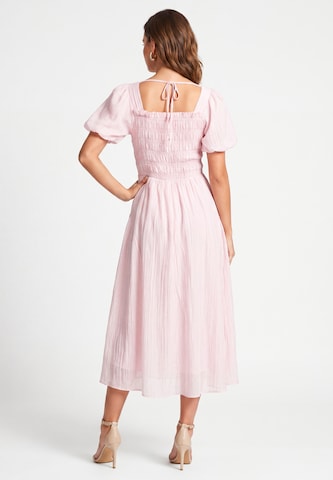faina - Vestido en rosa