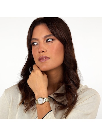 Lucien Rochat Analog watch in Gold: front