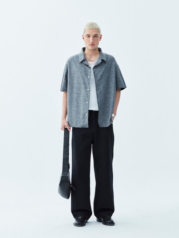VAMOS CLO Comfort fit Button Up Shirt 'Minneapolis' in Grey