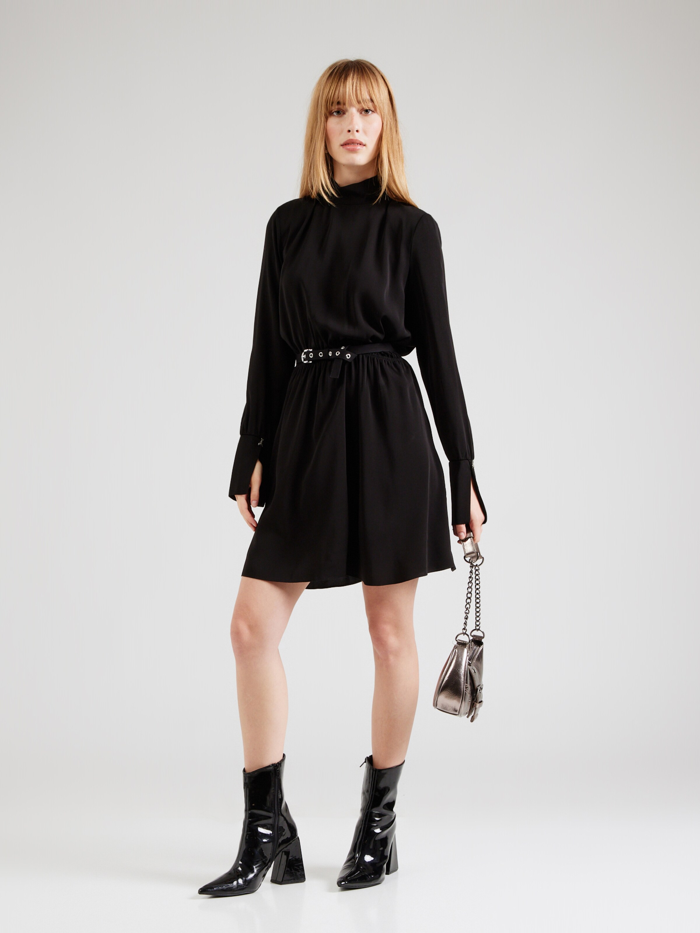 Designer jurken hotsell