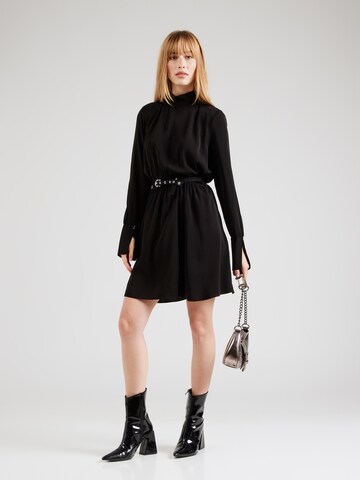 Robe PATRIZIA PEPE en noir : devant