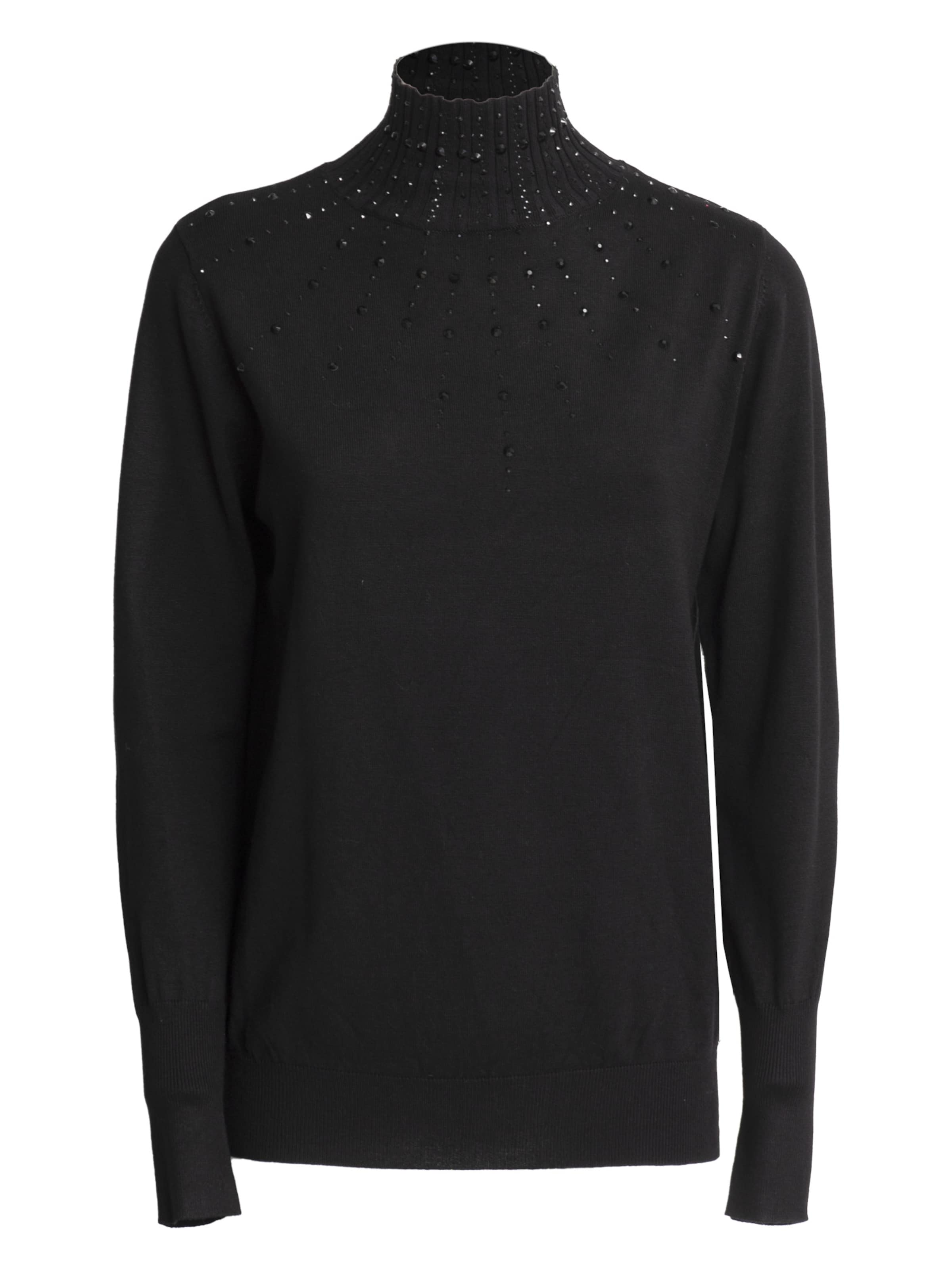 Influencer Sweater in Black: front