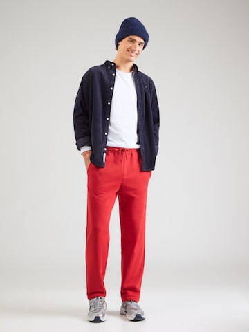 sarkans GAP Pakapēniski sašaurināts piegriezums Bikses