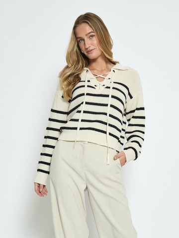 minus Trui 'Danisa' in Beige: voorkant