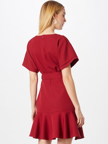 Trendyol Šaty - Červená