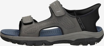 SKECHERS Sandalen 'Slip-ins: Tresmen - Reece' in Grijs: voorkant