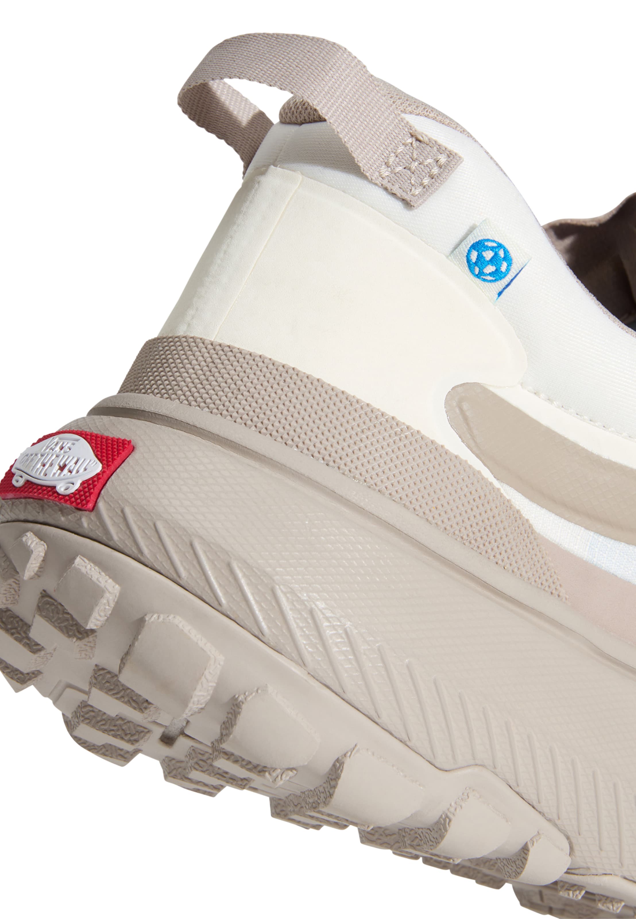 VANS Ниски маратонки 'Crosspath' в бяло