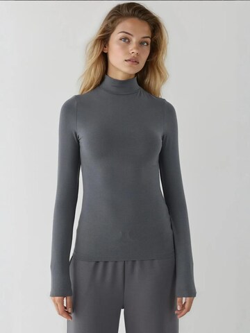 Hiccup - Camisa em cinzento: frente