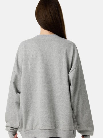 Worldclassca Oversized Sweater 'Chicago' in Grey