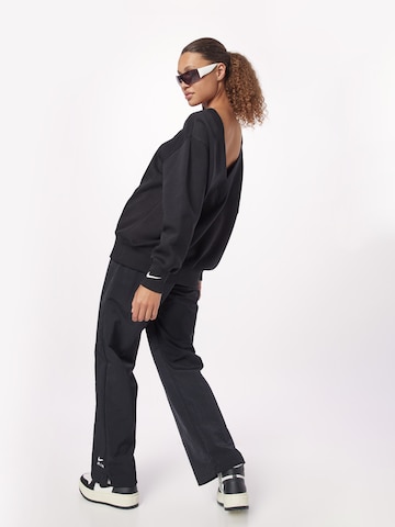 Nike Sportswear Mikina - Čierna