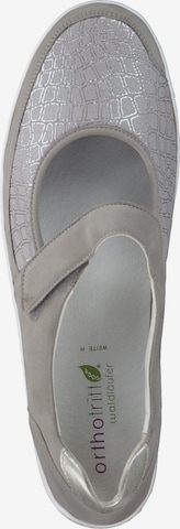 WALDLÄUFER Ballet Flats with Strap 'Henni 496H33' in Grey