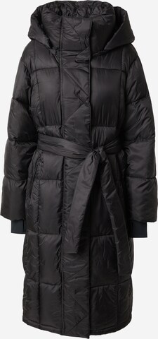 GAP Winter Coat in Black: front