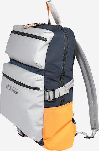 TOMMY HILFIGER Rucksack in Blau