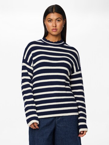 Pull-over 'PCSady' PIECES en noir : devant