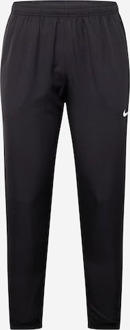 Tapered Pantaloni sport 'CHALLENGER' de la NIKE pe negru: față