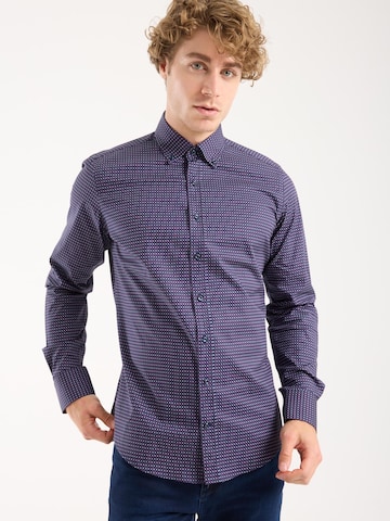7Camicie - Ajuste estrecho Camisa de negocios en azul: frente