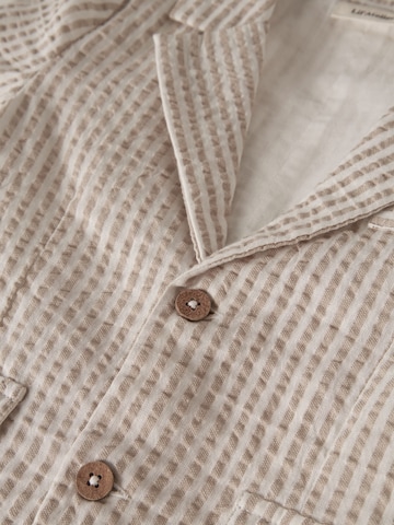 Lil'Atelier - Ajuste regular Chaqueta de traje en blanco