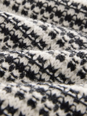Next Sweater in Beige