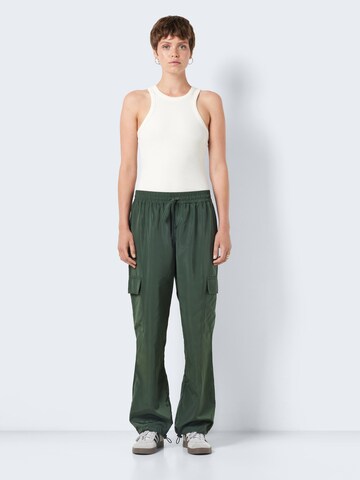 Noisy may Tapered Cargo Pants 'Sky' in Green