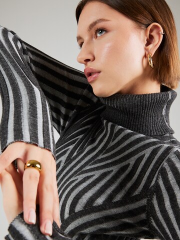 DKNY Sweter w kolorze szary