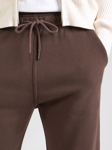 regular Pantaloni 'ESSENTIAL' di Abercrombie & Fitch in marrone