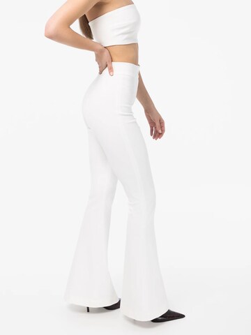 mandragora Flared Broek 'Vanya' in Beige