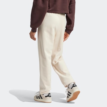 ADIDAS ORIGINALS Tapered Broek 'Essentials' in Beige