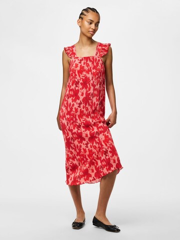 Abito di PIECES in rosso