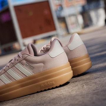 ADIDAS SPORTSWEAR Matalavartiset tennarit 'VL Court Bold' värissä vaaleanpunainen