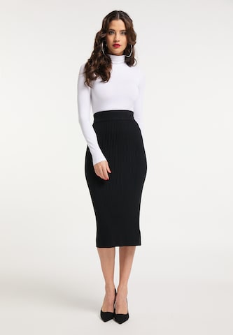 faina Skirt in Black