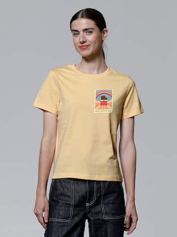T-shirt 'Tarot The Chocolate' Watapparel en jaune : devant