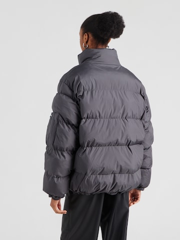 Geacă de iarnă 'Jenkis' de la MADS NORGAARD COPENHAGEN pe gri