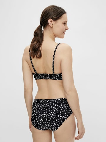 MAMALICIOUS Balconette Bikini 'Ofelia' i svart