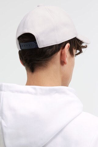 CAMP DAVID Athletic Cap in White