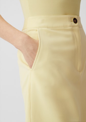 comma casual identity - Falda en amarillo